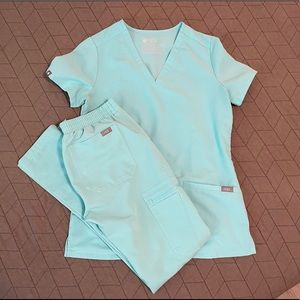 XXS Fresh Aqua Scrubs Set